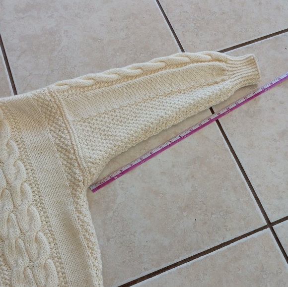 Dale Of Norway Chunky Cable Knit Crewneck Sweater 100% Wool Ivory Ecru - Picture 14 of 15